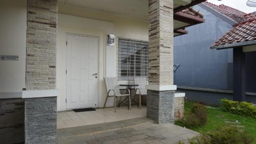 Cipanas Villa | Diyar Villas Puncak M6/50