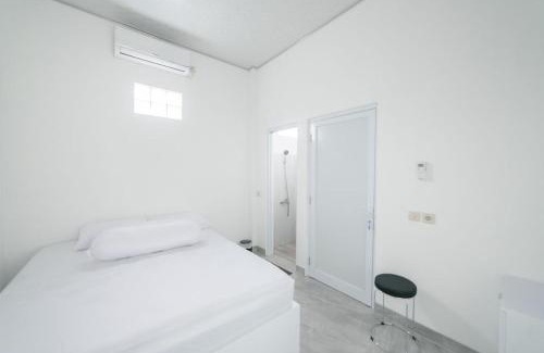 Banguntapan Villa | DJ HOUSE Yogyakarta