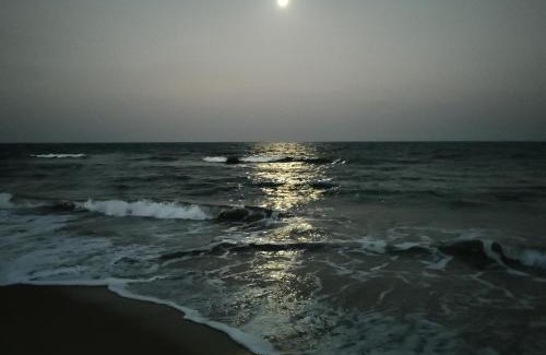Kalapettai Hotel | DKV Beach View