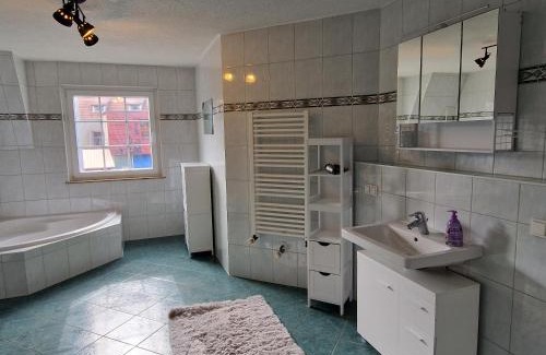 Dingelstaedt Apartment | DM Hotels & Apartments - Apartment Dosborn 2A
