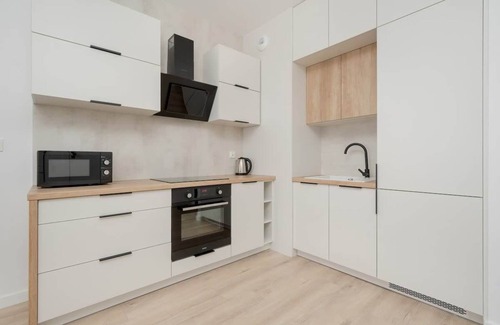 Srodmiescie Apartment | Dmowskiego 13F | Modern Apartment | Parking
