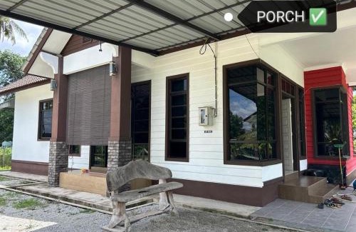 Kuala Terengganu House | Dneesya homestay