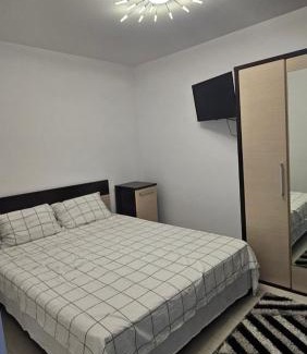 Giurgiu Apartment | DNY Home