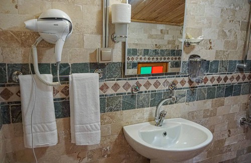 Sahinbey Hotel | DOĞANBEY KONAĞI