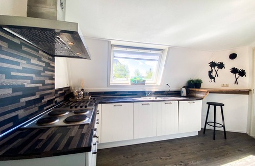 Domburg Apartment | DO10 apartment right in the center of Domburg