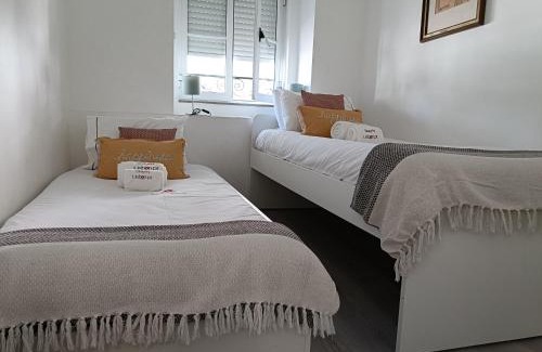 Merces Apartment | DoBairro Suites at Merces