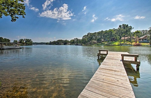 Hot Springs House | Dock and Lake Access Tranquil Home in Hot Springs