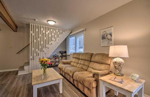 Lake Ozark House | Dock and Lake Ozark Access Pet-Friendly Retreat