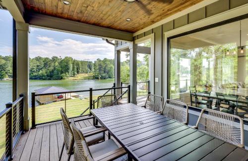 Milledgeville House | Dock and Views Spacious Lake Sinclair Retreat
