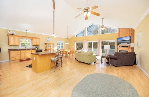 Osprey Point House | Dock Daze | Luxury Rental | Great Views & Lot | 3-night min