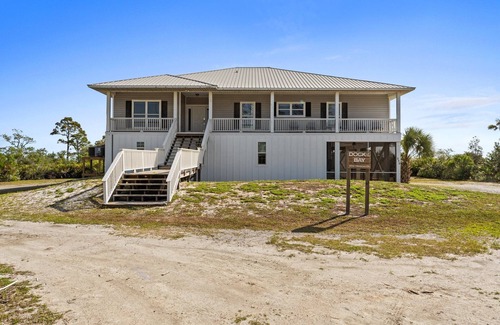Cape San Blas House | Dock of the Bay Scallop Season + Special Rates Available!