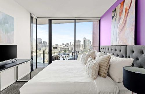 Docklands Apartment | Docklands Harbour View 3BR with Free Parking