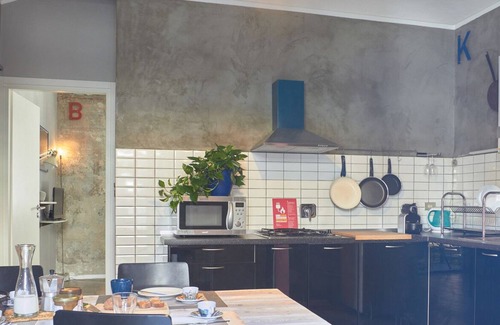Barriera di Milano Apartment | Docks Art by Wonderful Italy
