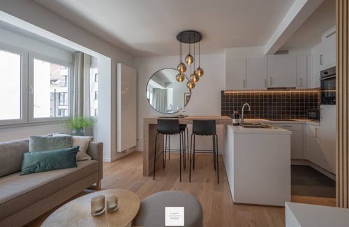 Heist Apartment | Docks Floor, a fully renovated and compact seaside home