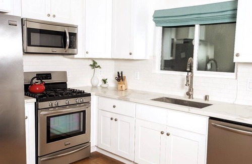 Chinatown House | Dodger Stadium/Chinatown/Echo Park Newly updated House!