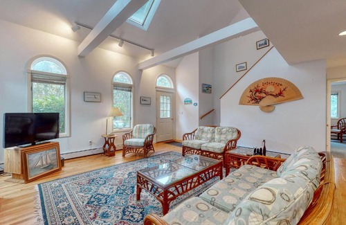 Edgartown House | Dodgers Hole