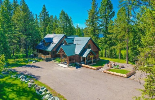 Olney Cabin | Dog Creek Lodge; Luxury Lodge Near Whitefish, MT