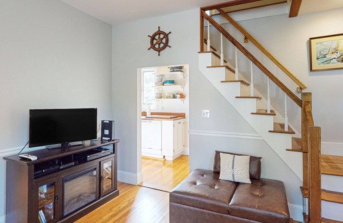 Hall Quarry House | Dog-friendly 2-story home near the ocean with firepit, washer/dryer, deck, & AC