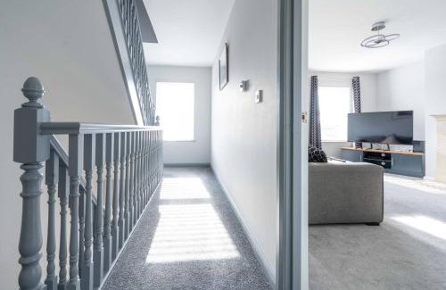 Portrush House | Dog Friendly | 5min to Beach |Portrush | Sleeps 10