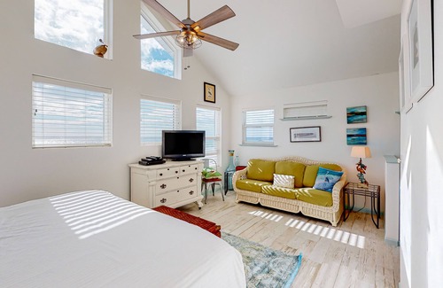 Plantation House | Dog-friendly beachfront home with private pool, on-site pool, gym, & central AC