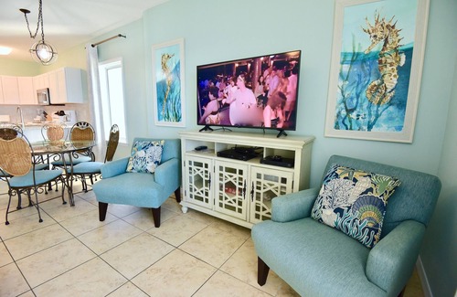 Gulf Shores Condo | Dog friendly beachfront condo with sunrise views