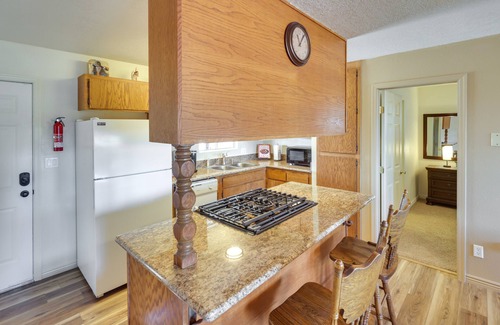 Bullhead City House | Dog-Friendly Bullhead City Home - Walk to Beach!