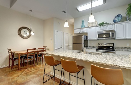Corpus Christi House | Dog-friendly coastal cottage near the water with private yard, outdoor pool, W/D