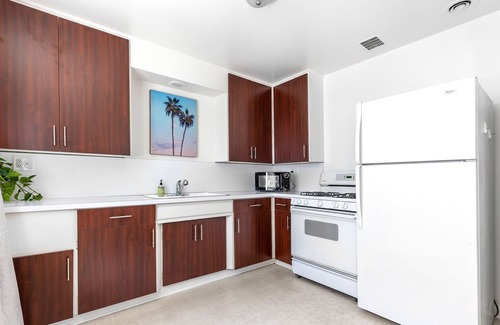 San Clemente House | Dog-friendly condo with an ocean view, balcony & pool - beach across the street