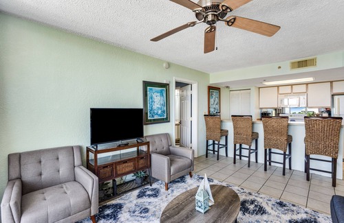 Key West Condo | Dog-friendly condo with pool & hot tub - walk or bike to beach