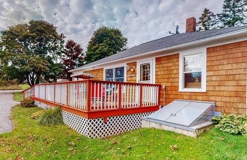 Lubec House | Dog-friendly cottage with furnished deck & firepit - walk to beach