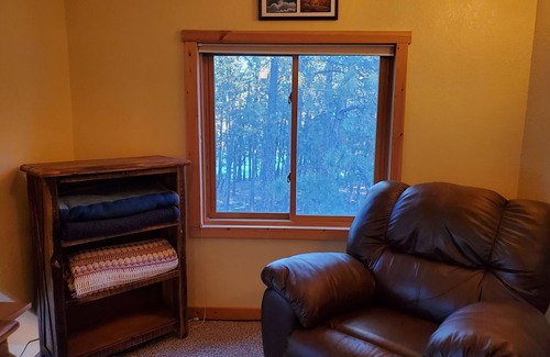 Westcliffe House | Dog Friendly, Cozy 3 Bdrm Cabin in the Woods