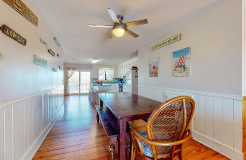 Edisto Island House | Dog-friendly duplex with sound views, screened porch, WiFi and dock