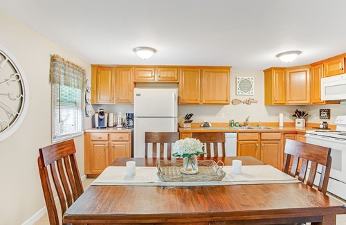 South Glens Falls Apartment | Dog-friendly getaway with firepit & gas grill, great location