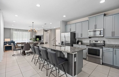 West Kissimmee House | Dog-friendly getaway with private pool + spa, putting green, patio, & game room