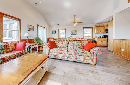 Kill Devil Hills House | Dog-friendly home near the beach with private hot tub, foosball, shuffleboard