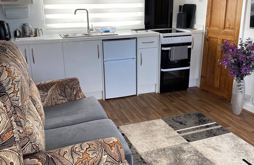 Mablethorpe Ski Chalet | Dog Friendly Holiday Chalet close to the Beach Bar & Restaurant on-site