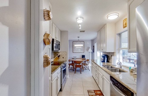 Port Charlotte House | Dog-friendly home with enclosed lanai & washer/dryer - snowbird-friendly