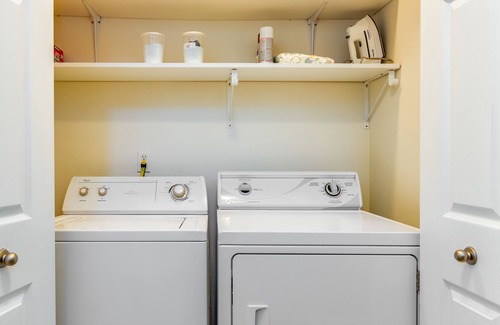 Manzanita House | Dog-friendly home near beach with private hot tub, gas grill, deck, fireplace