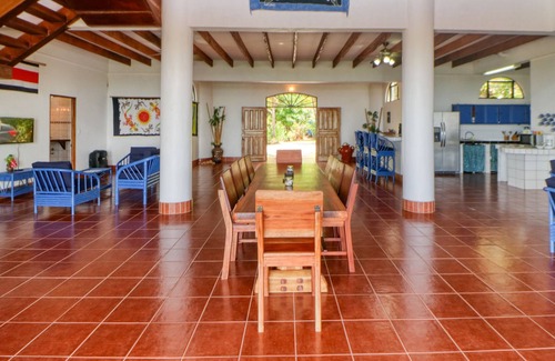 Savegre House | Dog-Friendly Home Surrounded by Jungle & Close to Beach w/Private Pool, WiFi