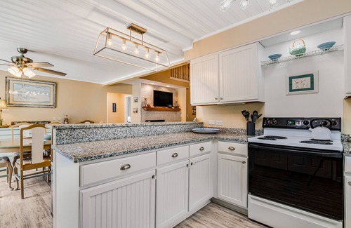 Ocean Ridge House | Dog-friendly home near the ocean with screened porch, central AC, & washer/dryer