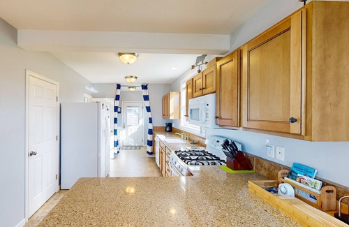 Newport House | Dog-Friendly Home w/Gas Fireplace & Patio, in a Great Location Near the Beach