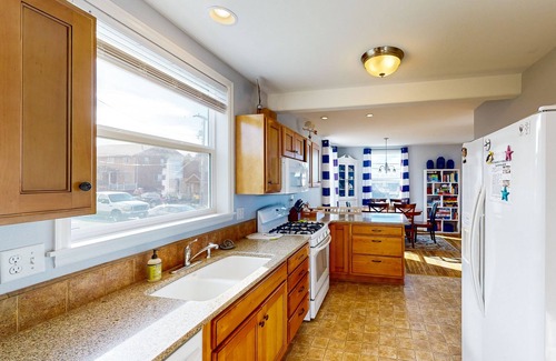 Newport House | Dog-Friendly Home w/Gas Fireplace & Patio, in a Great Location Near the Beach