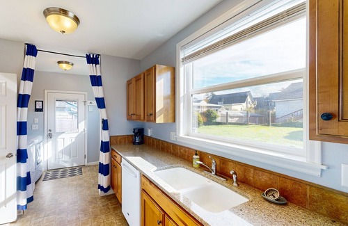 Newport House | Dog-Friendly Home w/Gas Fireplace & Patio, in a Great Location Near the Beach