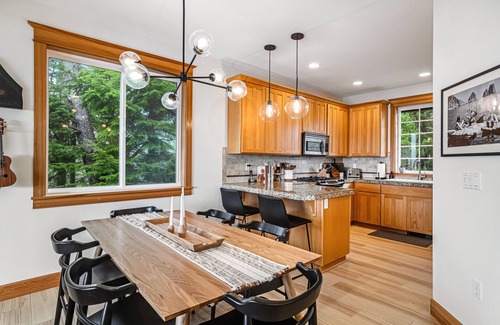Oceanside House | Dog-friendly home with ocean views, deck, washer/dryer, grill, & fireplace
