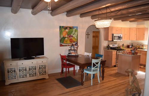 West Manhattan House | Dog Friendly House steps from the Railyard! Check VRBO #824090 for casita