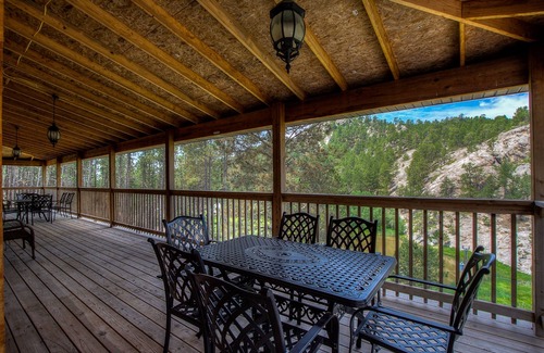 Custer House | Dog-friendly house with mountain view and pool access