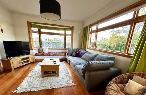 Waterloo Villa | Dog-friendly in Waterloo