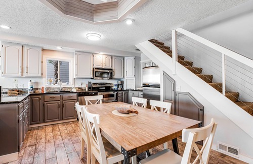 Lincoln City House | Dog-friendly oceanfront home with views, fireplace, hot tub & washer/dryer
