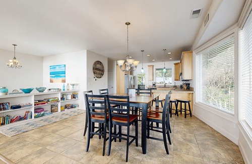 Roads End House | Dog-friendly oceanview house with private hot tub, 2 decks, & close beach access