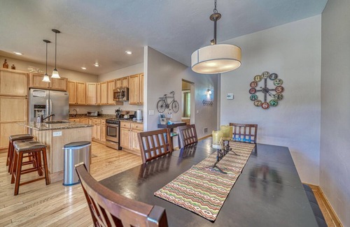 Salida Condo | Dog Friendly- River Livin' Downtown Salida